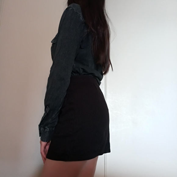 DONATED! Denim Shirt with Peekaboo Back Yoke - Picture 4 of 8